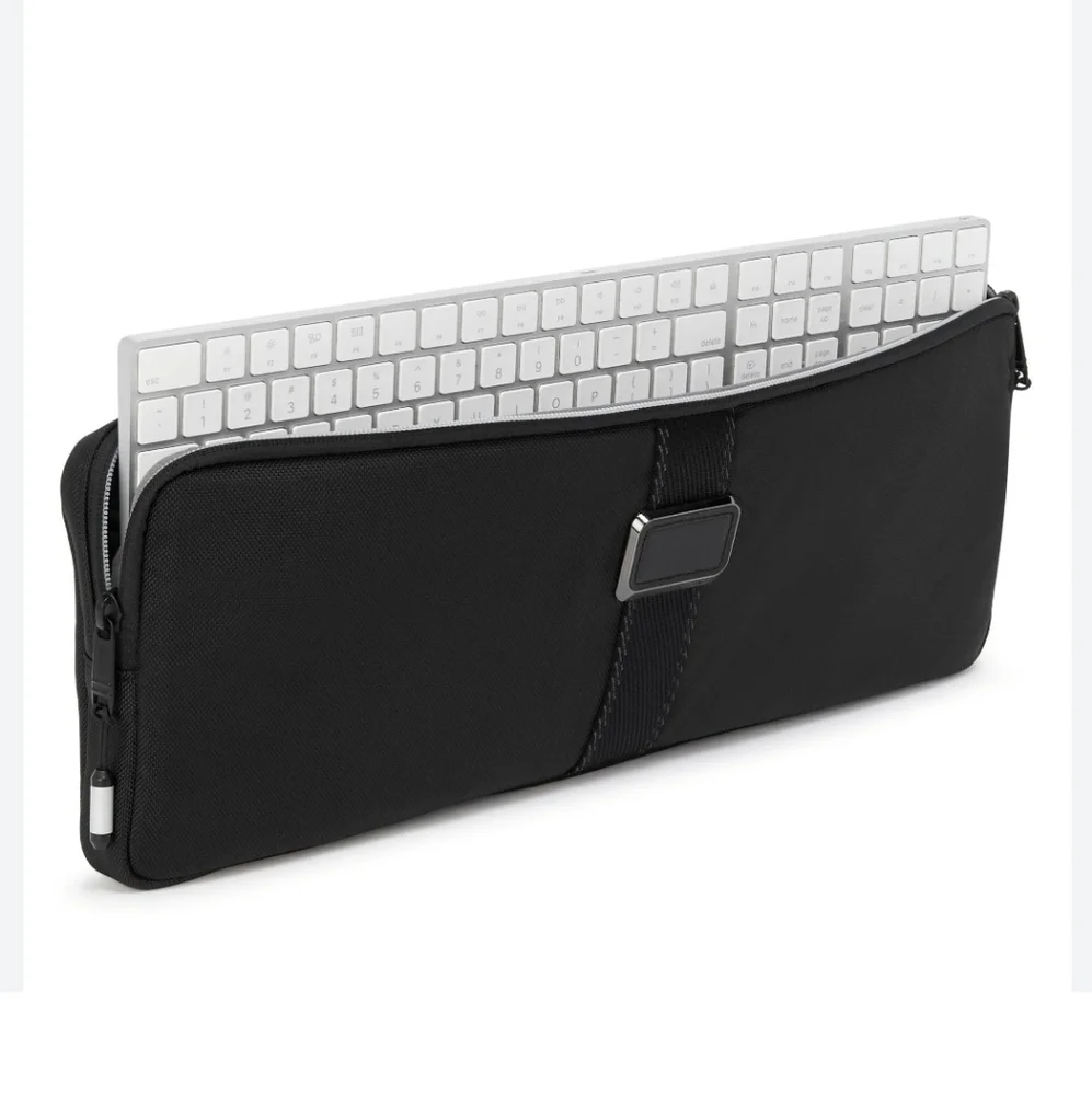Tumi Keyboard Case‎ (Black).